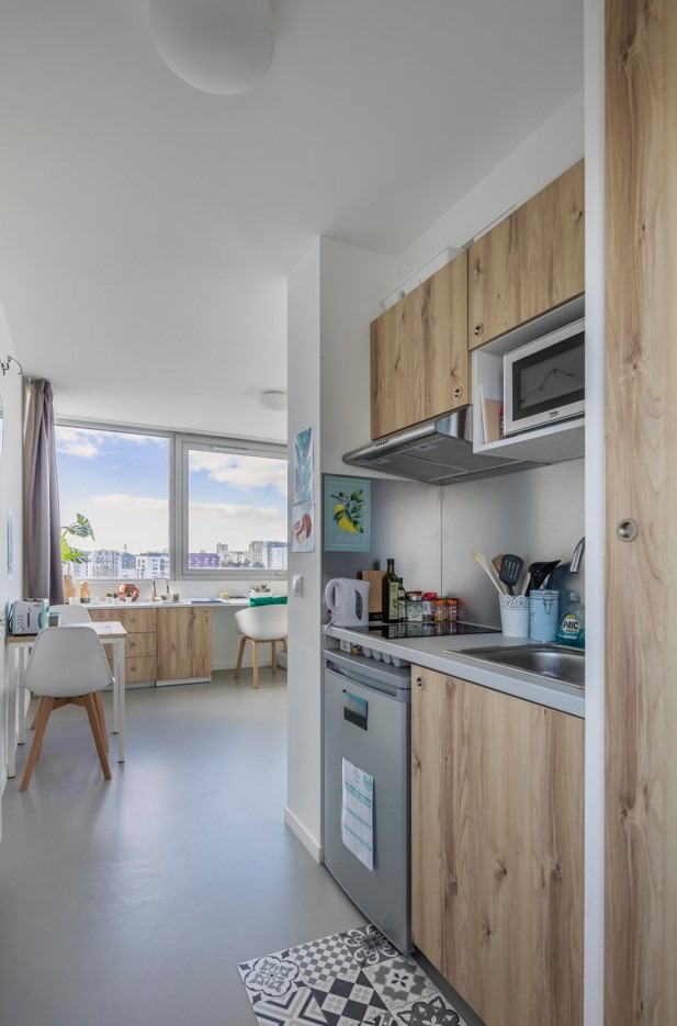 Cuisine équipée d’un studio étudiant à la résidence Artemisia Rennes