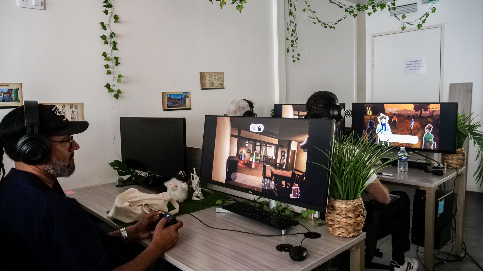 professionnel qui teste les jeux video