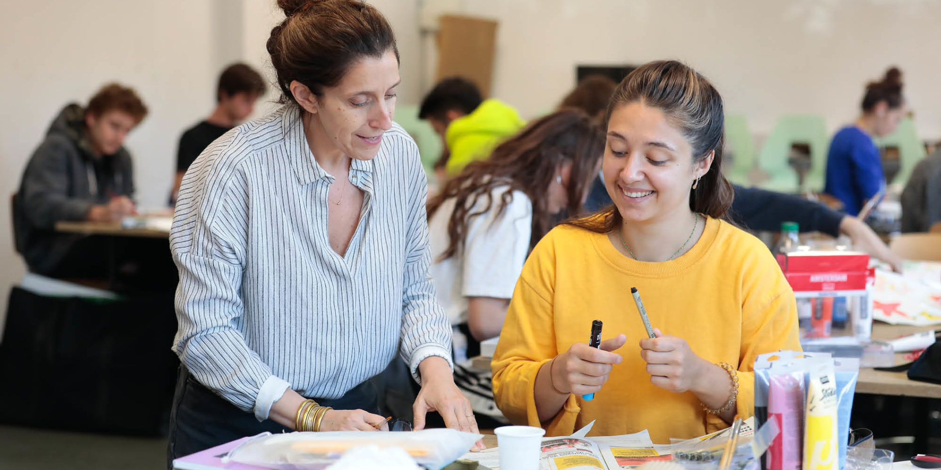 professeur et étudiante esma montpellier