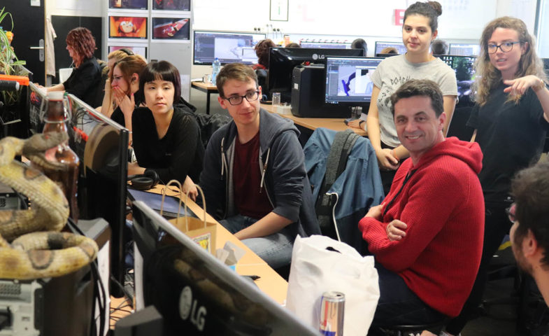 présentation des projets étudiants à Stéphane MArgail TAT Prod