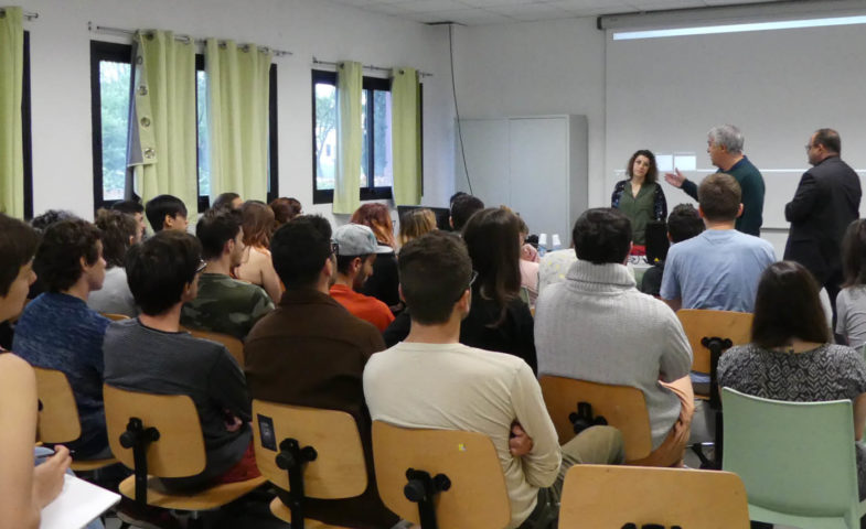 Audrey Serre et Lionel Fages du studio Cube creative en visite à l'ESMA Montpellier