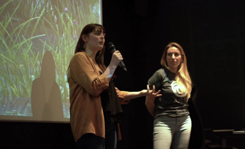 Arielle Dethomas et Anna Konwinski en conférence devant les étudiants de l'ESMA Lyon