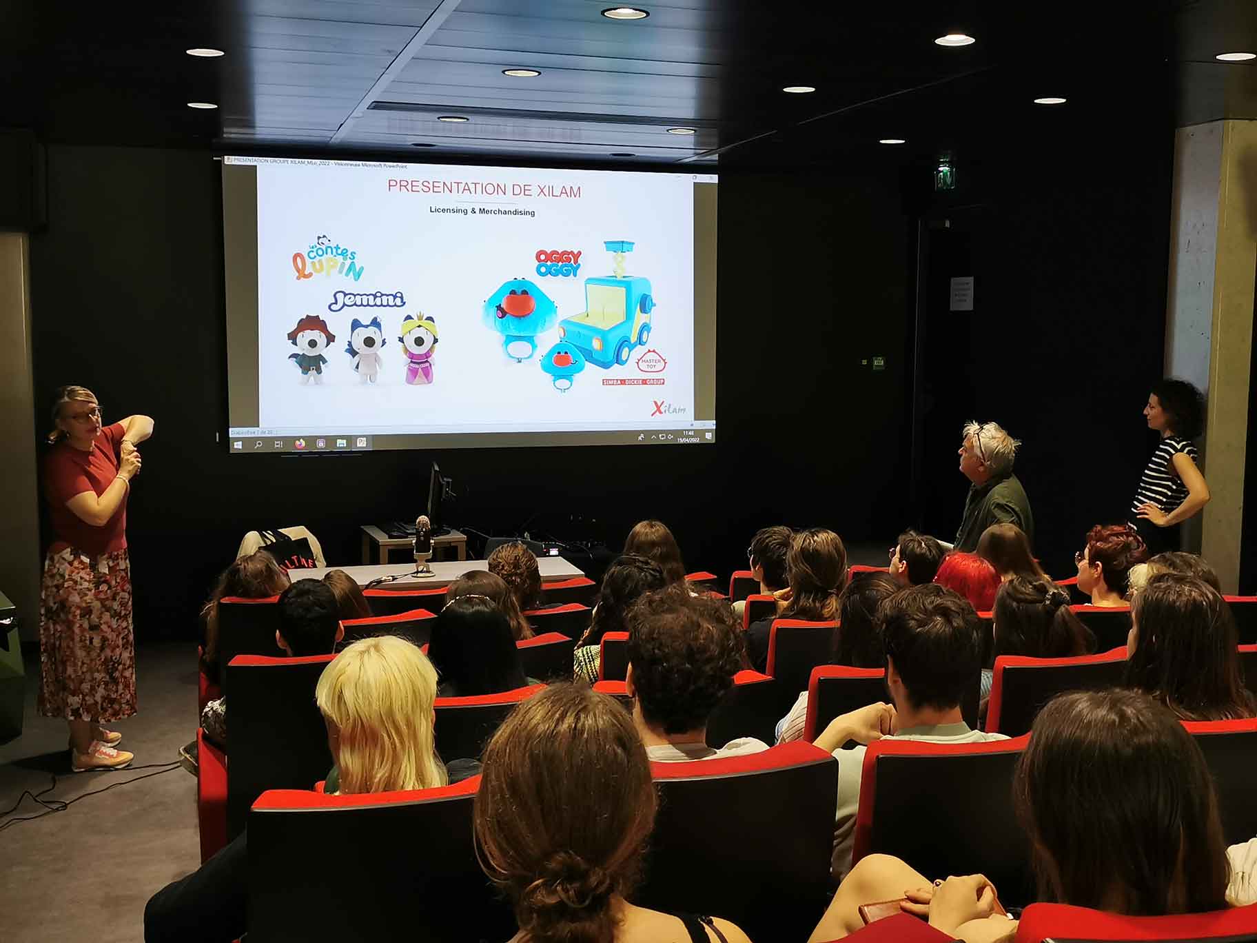 conférence cube creative et xilam devant les étudiants de l'esma montpellier